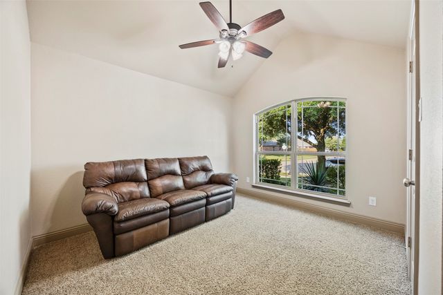 138 Liberty Way, Waxahachie, TX 75167