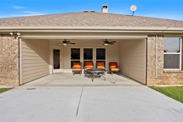 138 Liberty Way, Waxahachie, TX 75167