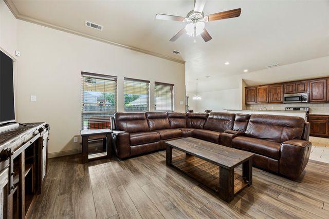 138 Liberty Way, Waxahachie, TX 75167