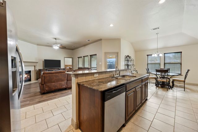 138 Liberty Way, Waxahachie, TX 75167