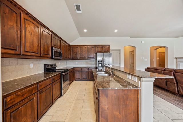 138 Liberty Way, Waxahachie, TX 75167