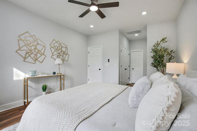 2012 Ashley Road, Charlotte, NC 28208