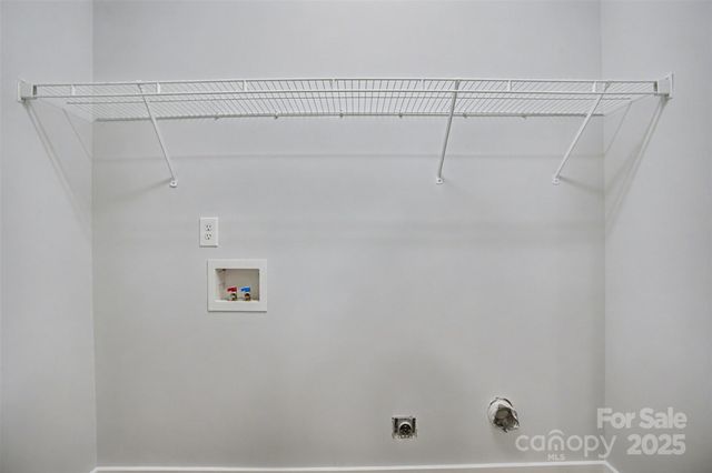 2012 Ashley Road, Charlotte, NC 28208