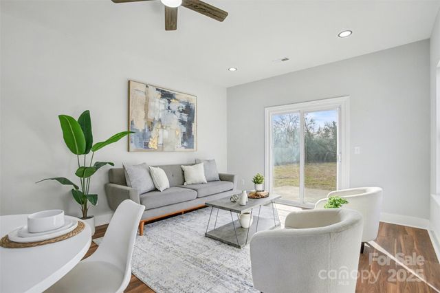 2012 Ashley Road, Charlotte, NC 28208