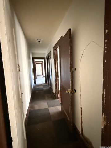 1915 Pasadena St, San Antonio, TX 78201