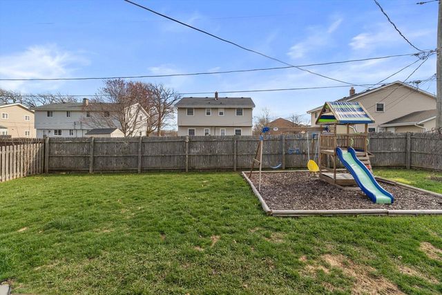 5315 66th PLACE, Kenosha, WI 53142