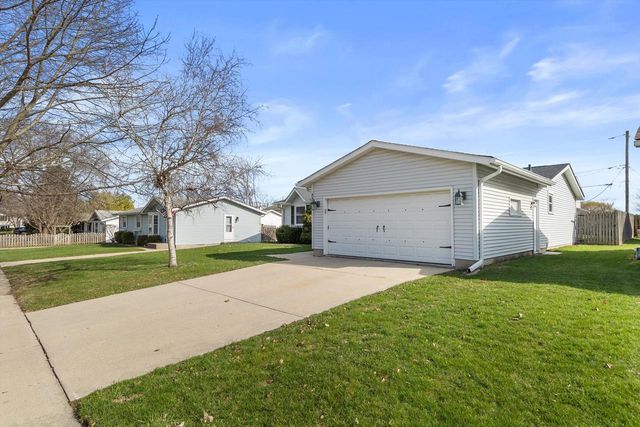 5315 66th PLACE, Kenosha, WI 53142