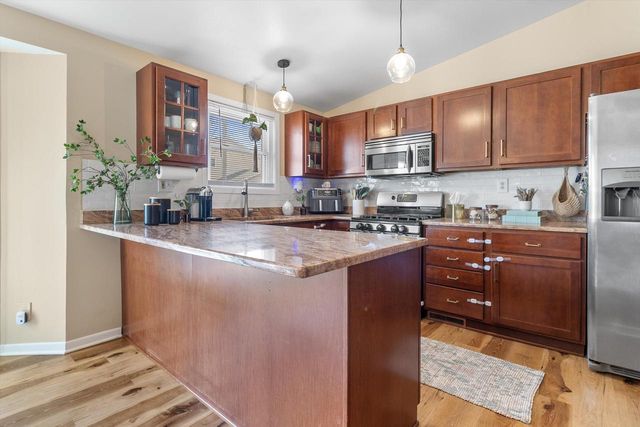 5315 66th PLACE, Kenosha, WI 53142