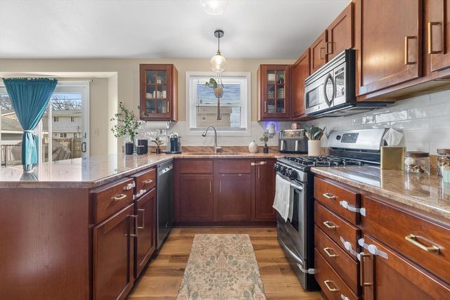 5315 66th PLACE, Kenosha, WI 53142