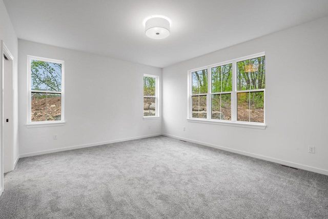 W221N3075 Greenwood ROAD, Waukesha, WI 53186