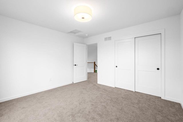 W221N3075 Greenwood ROAD, Waukesha, WI 53186