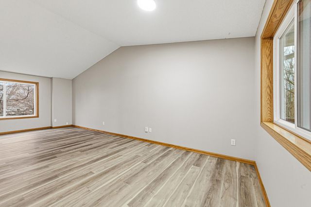 816 Orchard Circle, Belle Plaine, MN 56011