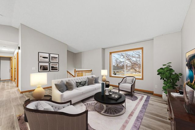 816 Orchard Circle, Belle Plaine, MN 56011