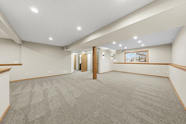 816 Orchard Circle, Belle Plaine, MN 56011