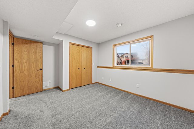 816 Orchard Circle, Belle Plaine, MN 56011