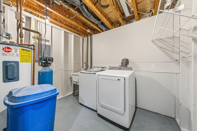 816 Orchard Circle, Belle Plaine, MN 56011