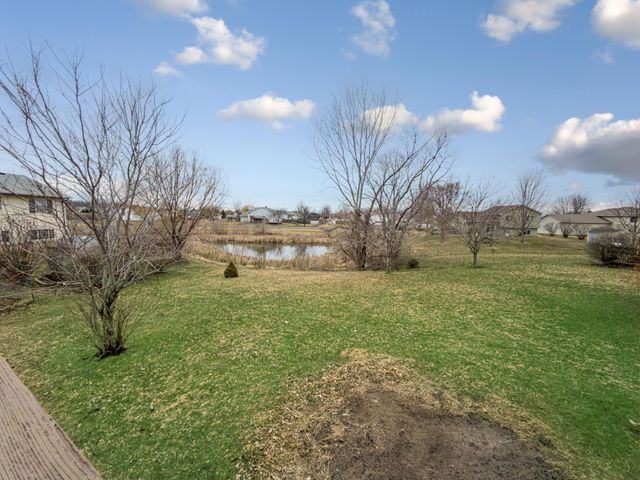 816 Orchard Circle, Belle Plaine, MN 56011