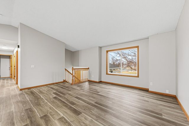 816 Orchard Circle, Belle Plaine, MN 56011