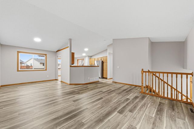 816 Orchard Circle, Belle Plaine, MN 56011