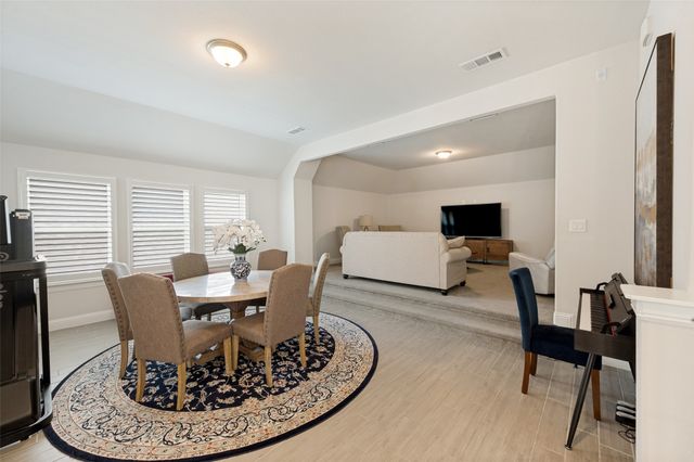 1935 Stamp Road, Irving, TX 75062