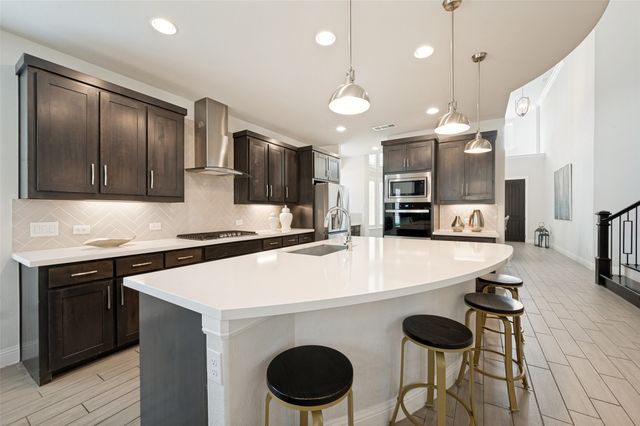 1935 Stamp Road, Irving, TX 75062