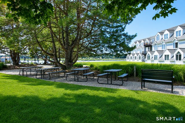 635 Popes Island Road 635, Milford, CT 06461