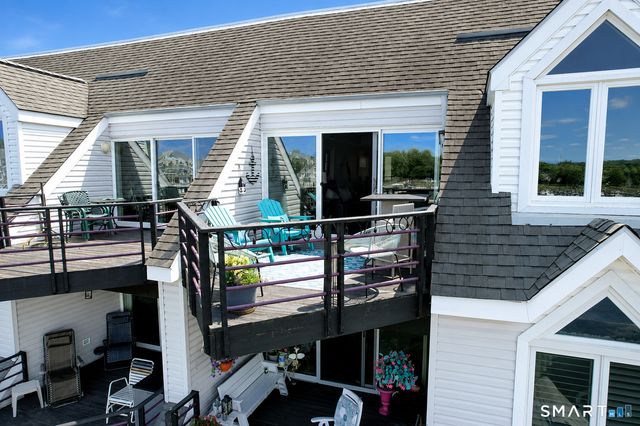 635 Popes Island Road 635, Milford, CT 06461