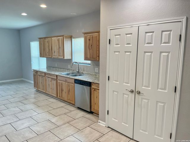 1491 Live Oak Dr, Spring Branch, TX 78070
