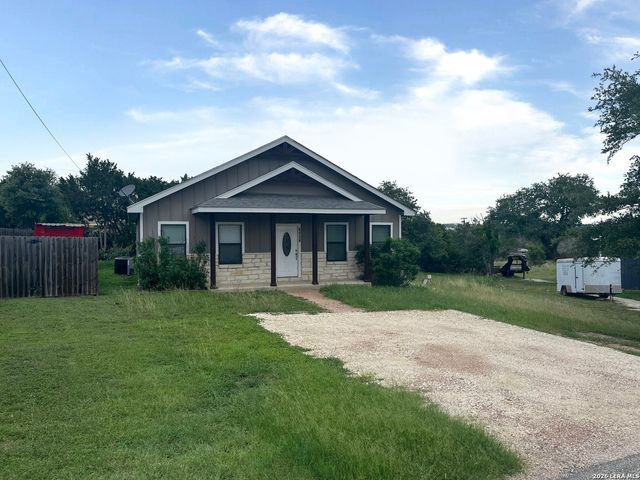 1491 Live Oak Dr, Spring Branch, TX 78070