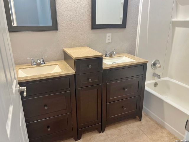 1491 Live Oak Dr, Spring Branch, TX 78070