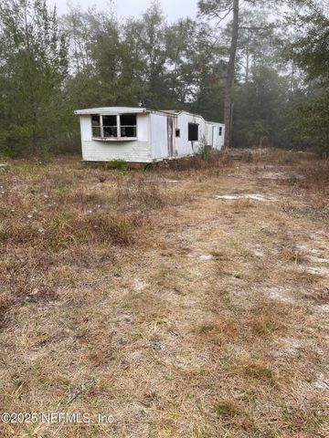 624 NORMAN Avenue, Interlachen, FL 32148