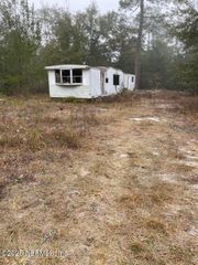 624 NORMAN Avenue, Interlachen, FL 32148