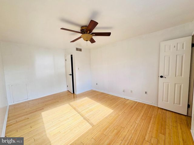 1403 ROBERTS WAY, Voorhees, NJ 08043
