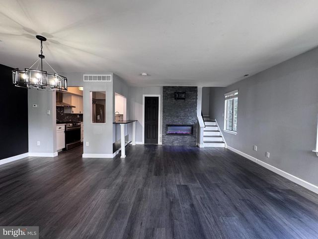 1403 ROBERTS WAY, Voorhees, NJ 08043