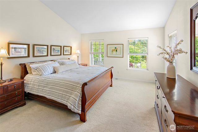 213 Eakin Drive NW, Bainbridge Island, WA 98110