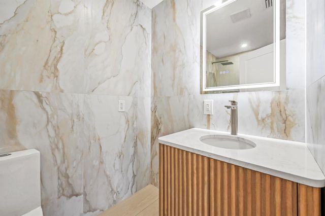 890 High Point Boulevard N A, Delray Beach, FL 33445