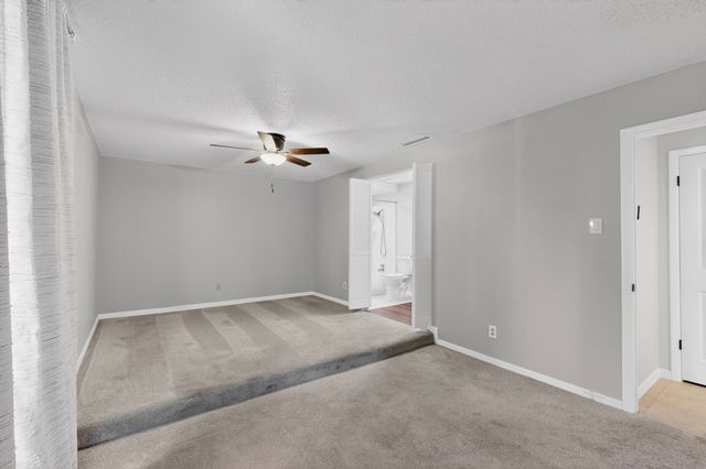 949 Meadowdale Circle, Garland, TX 75043