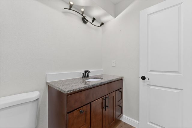 949 Meadowdale Circle, Garland, TX 75043