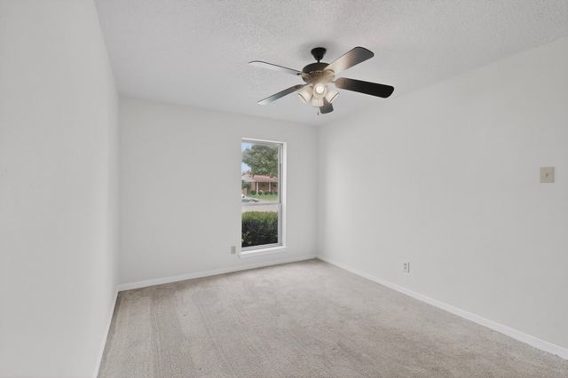 949 Meadowdale Circle, Garland, TX 75043