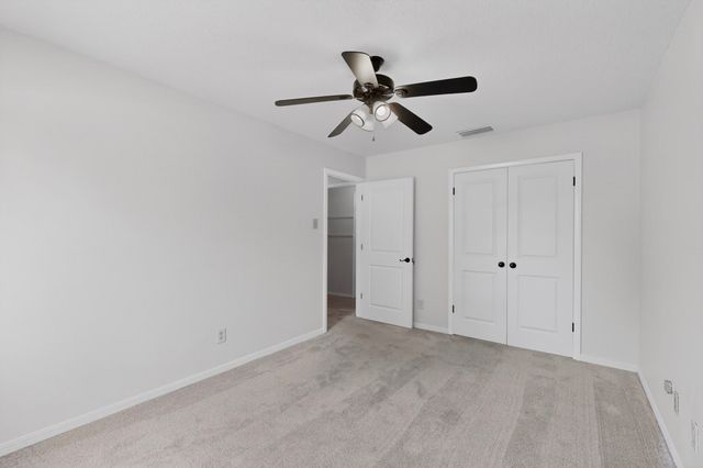 949 Meadowdale Circle, Garland, TX 75043