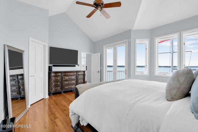 21 River Avenue, Island Heights, NJ 08732