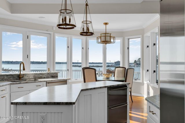 21 River Avenue, Island Heights, NJ 08732