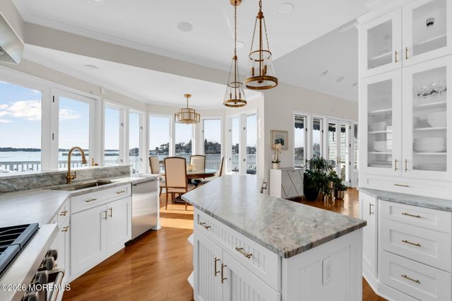 21 River Avenue, Island Heights, NJ 08732