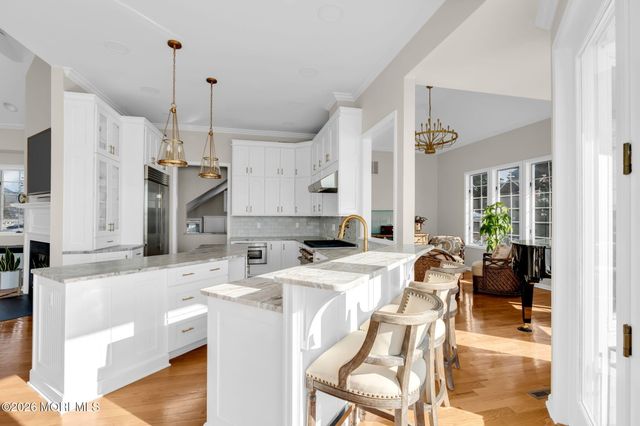 21 River Avenue, Island Heights, NJ 08732