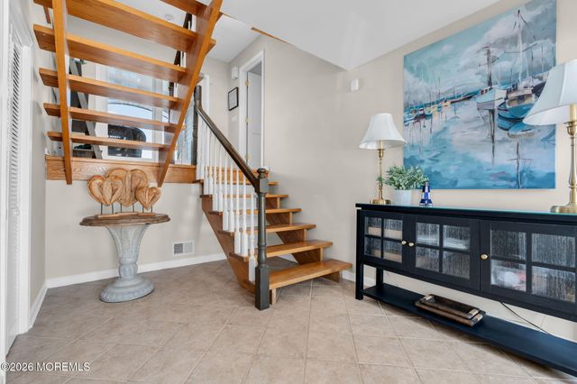 21 River Avenue, Island Heights, NJ 08732