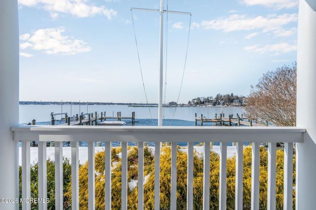 21 River Avenue, Island Heights, NJ 08732