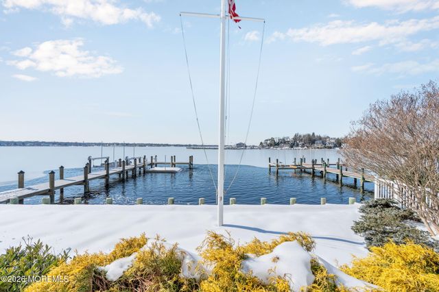 21 River Avenue, Island Heights, NJ 08732