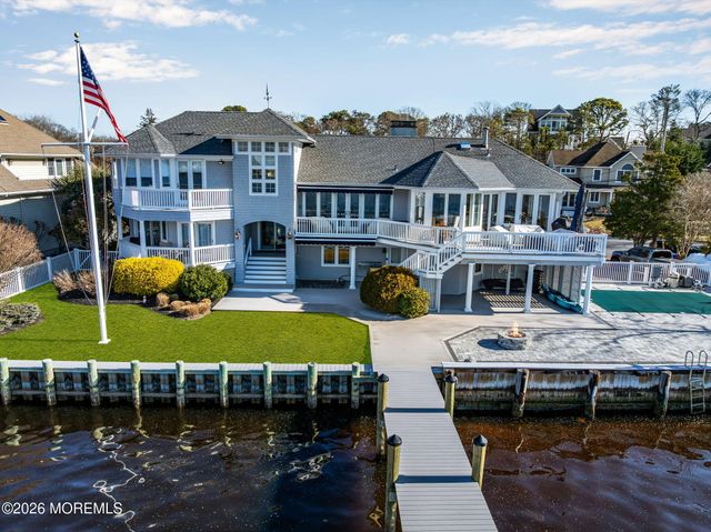 21 River Avenue, Island Heights, NJ 08732