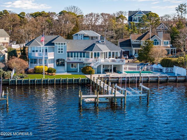 21 River Avenue, Island Heights, NJ 08732