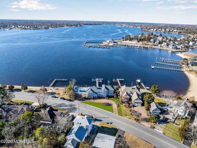 21 River Avenue, Island Heights, NJ 08732